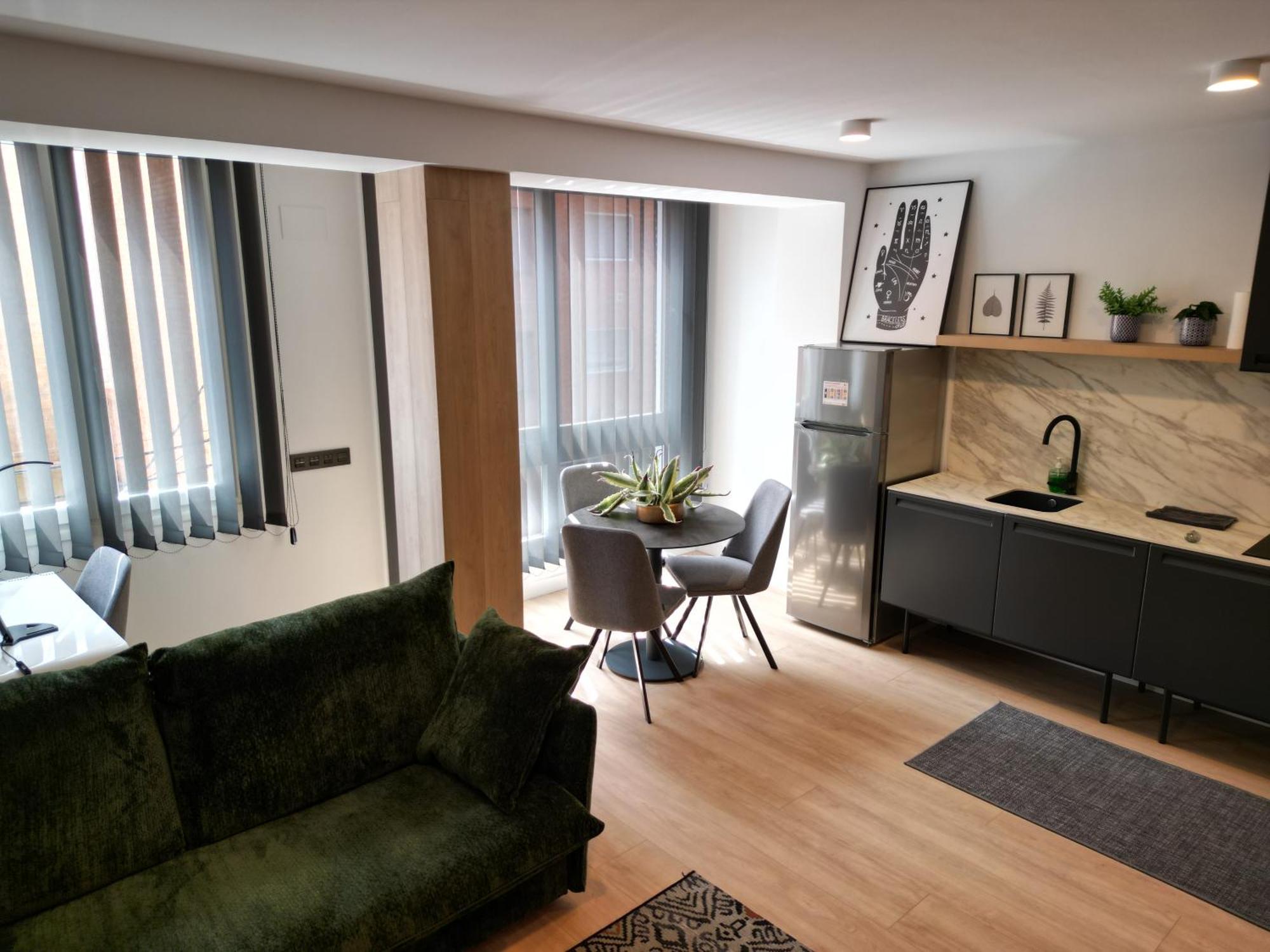 Apartaments Turistics Cardona IV Экстерьер фото
